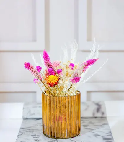Ceramic · Dried Flowers & Leaves