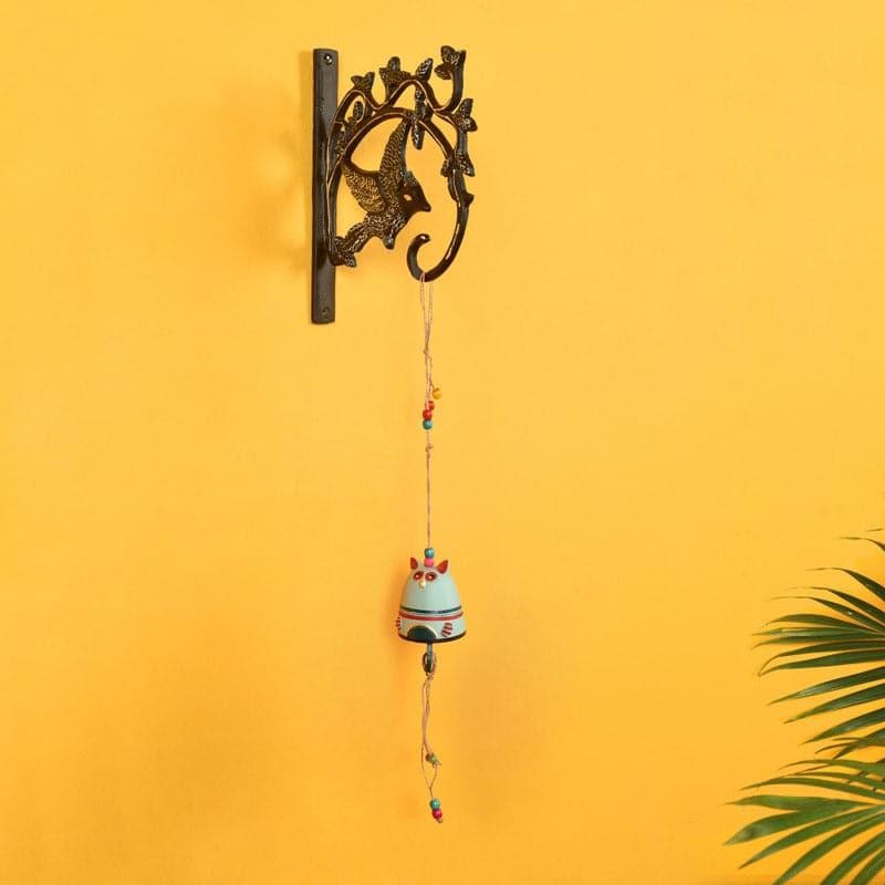 Terracotta · Metal