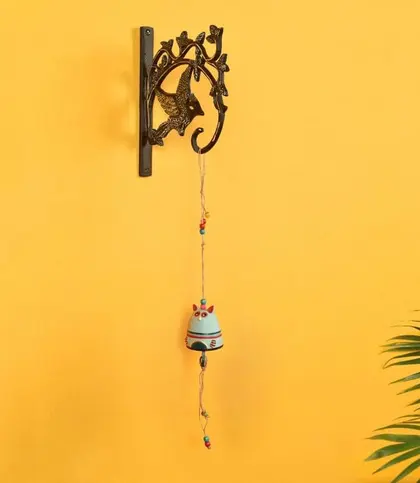 Terracotta · Metal