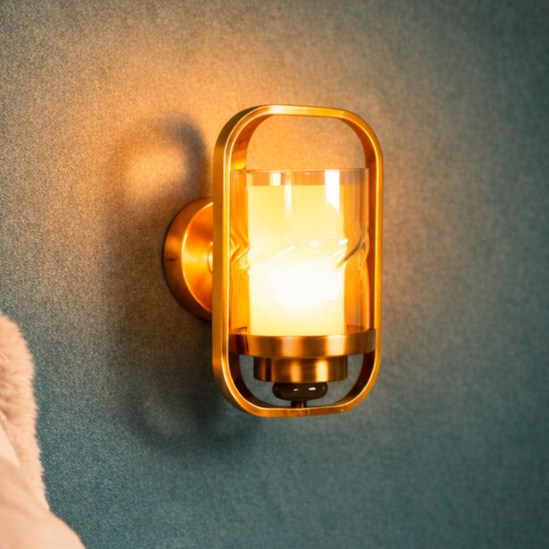 Pretza Iron Wall Lamp