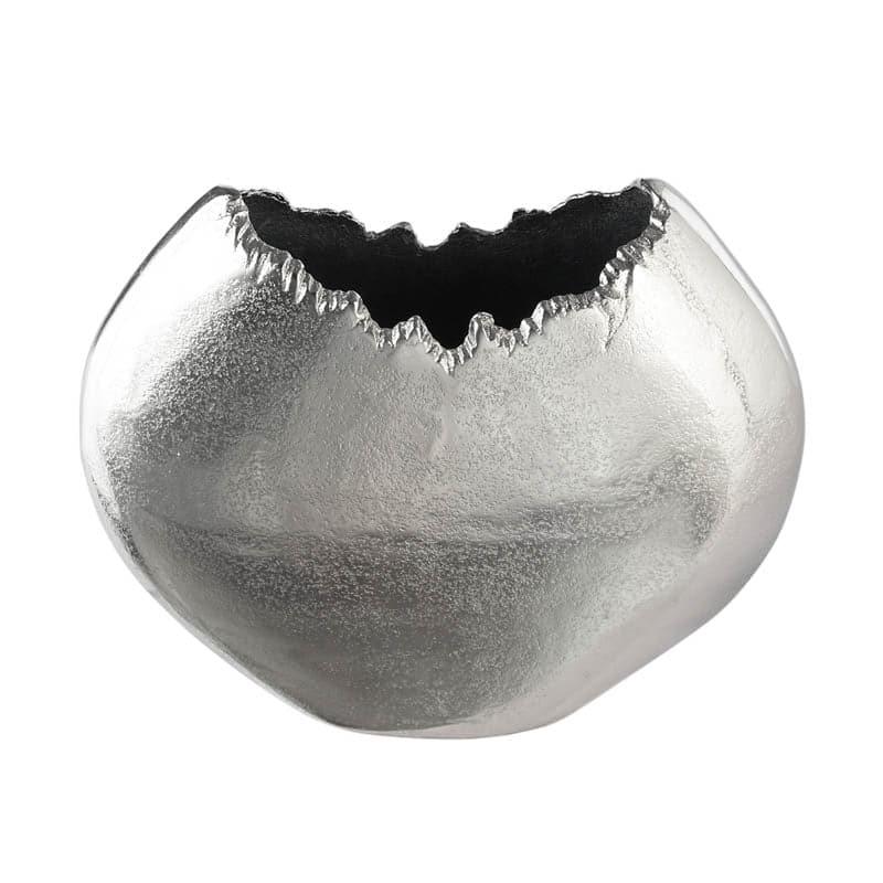 Silver Hilta Vase media 4