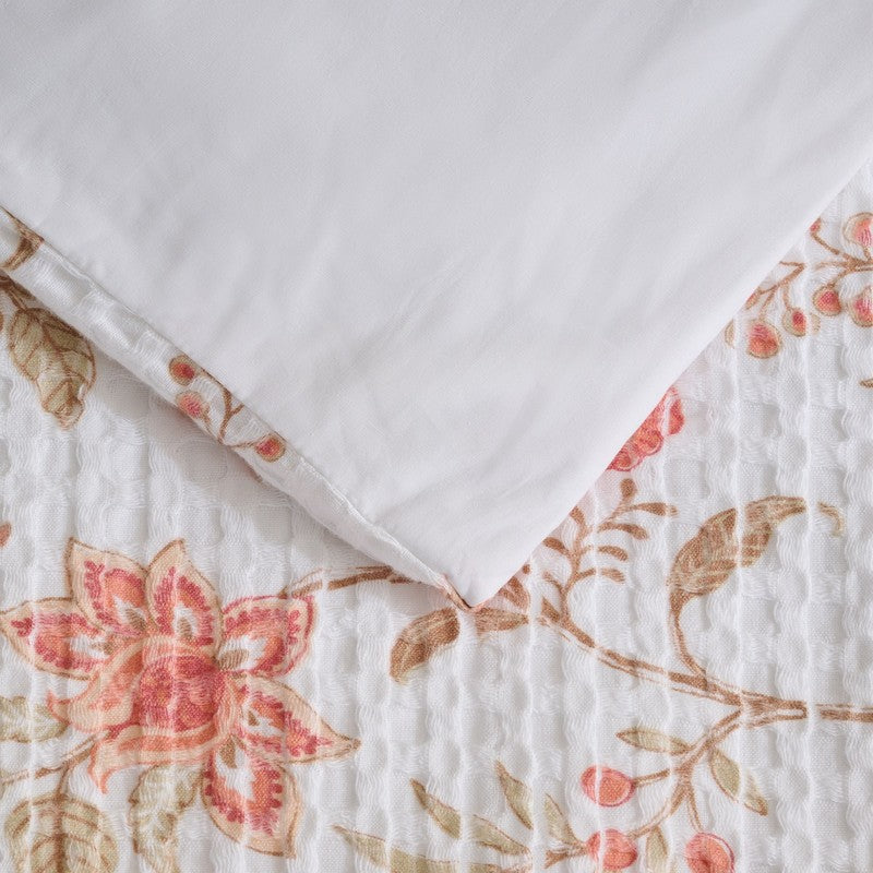 Petal Grace Cotton Comforter (Peach) (230 Gsm) - Three Piece Set media 5
