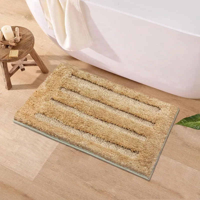 Luxe Classic Bath Mat - Gold media 1