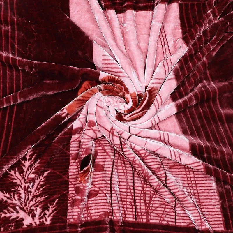 Monte Carlo Crimson Dream Blanket (Maroon) - 800 GSM media 7