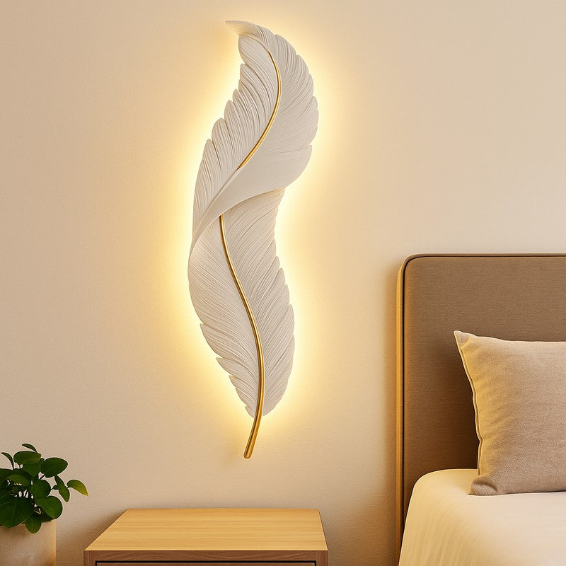 Feathera Metal Wall Lamp