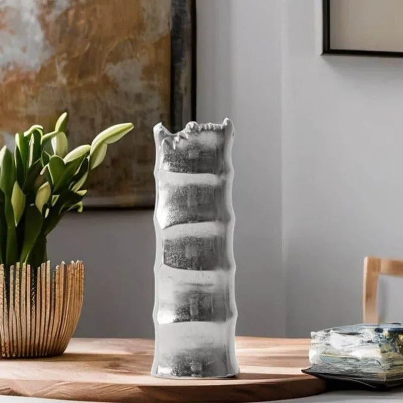 Clarrisa Abstarct Vase media 1