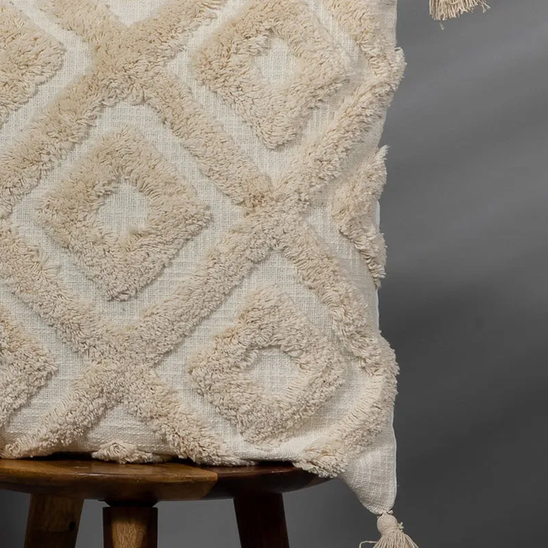 Tuftory Tufted Cushion Cover media 6