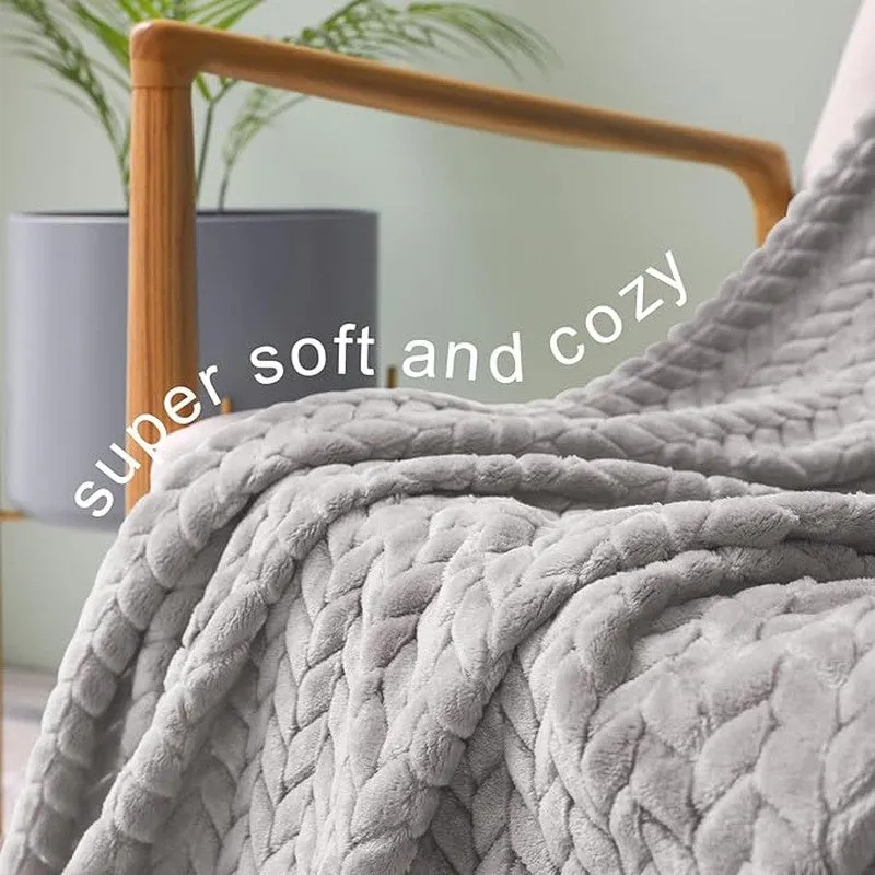 WarmHaven Blanket (Grey) media 6