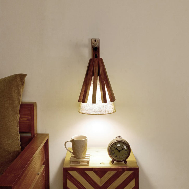 StripePulse Wooden Wall Lamp - Brown media 5