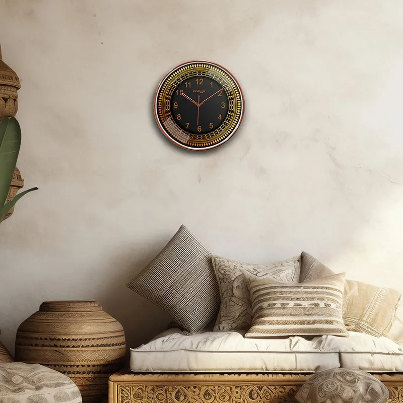 Wall Whimsy Analog Wall Clock media 3