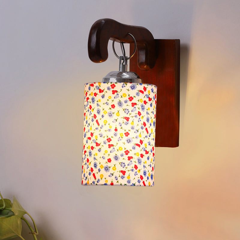 Klarion Tiny Fleurs Wooden Wall Lamp