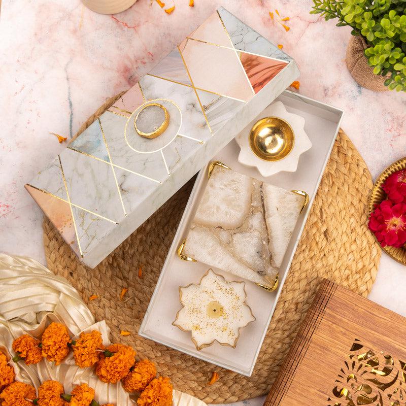 Athviya Agate Gift Box - White media 5