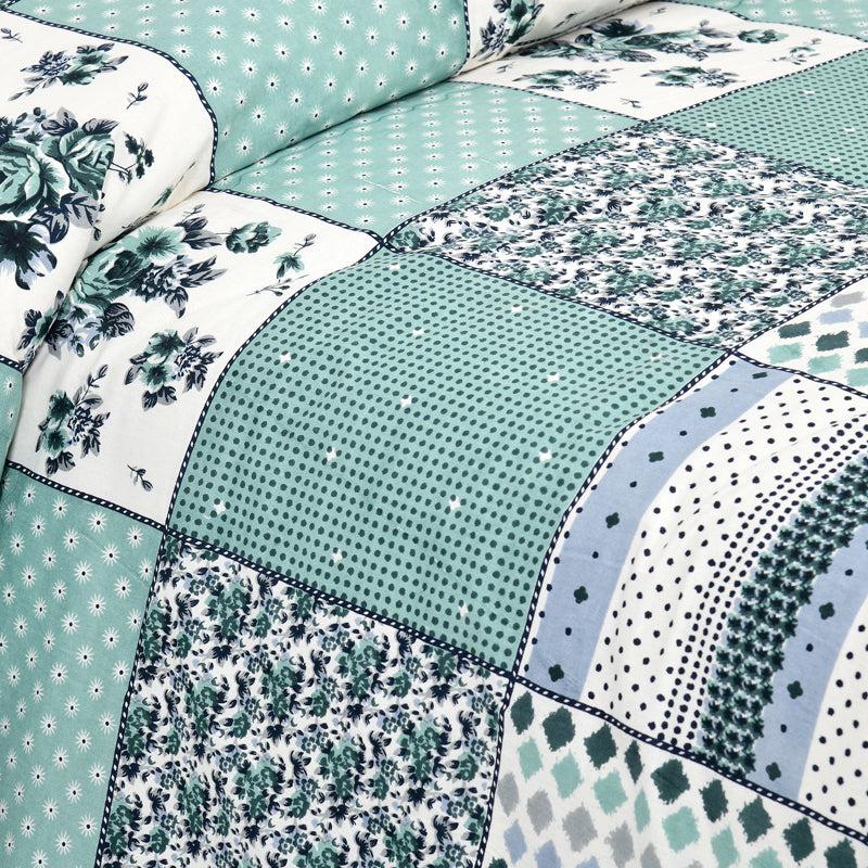 Yuna Floral Cotton Bedsheet (Blue,White) - 160 TC media 3