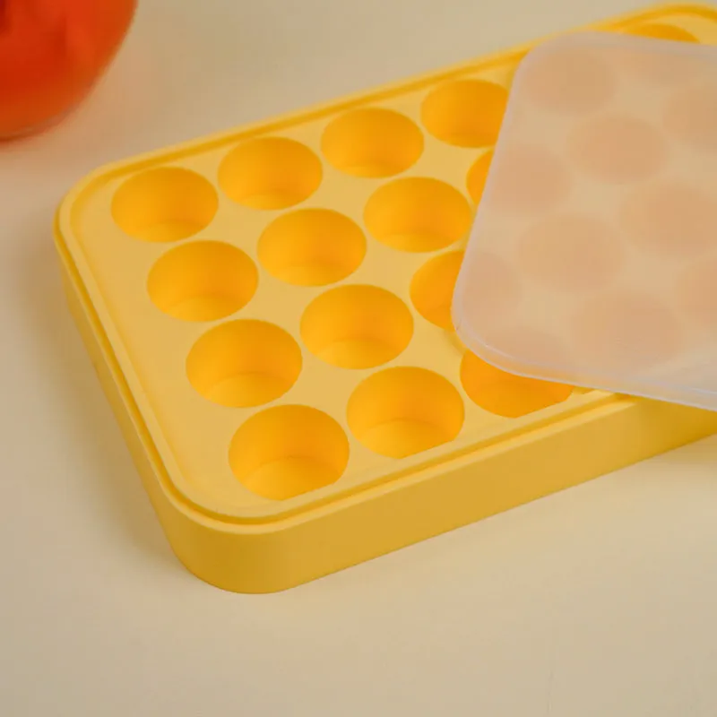 Geometric Silicone 24-Cube Ice Mould - Yellow media 3