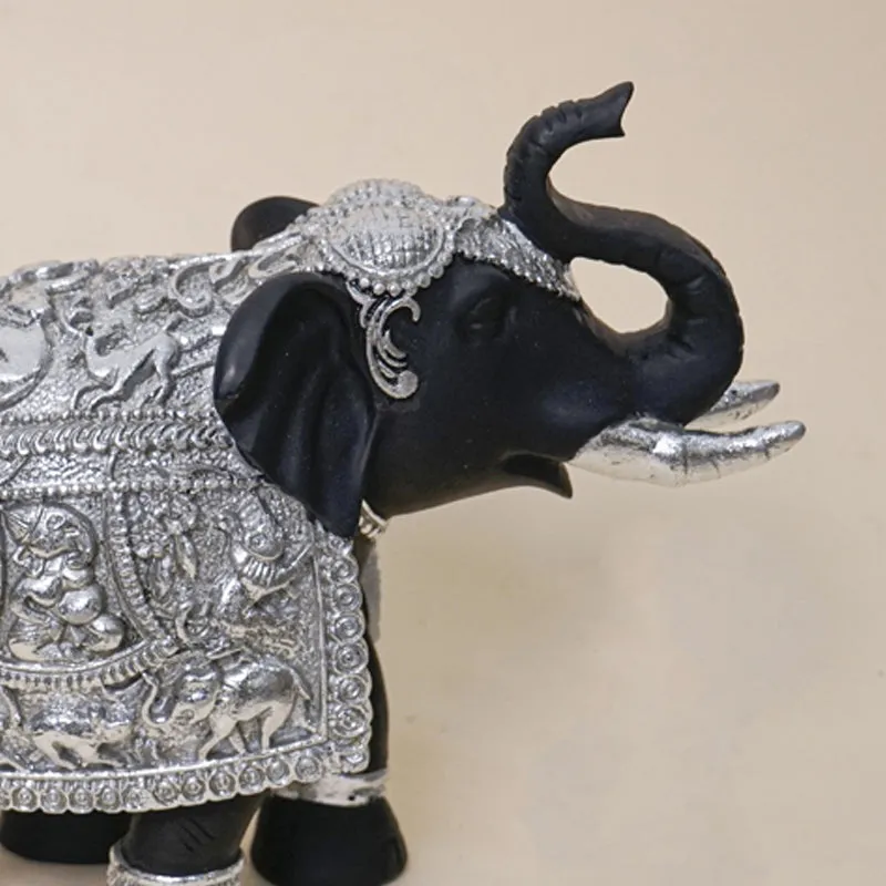 Gilded Gaja Resin Show Piece - Black & Silver media 3