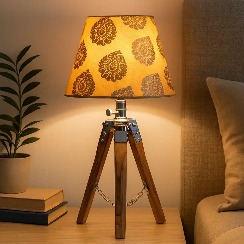 Vintage Tripod Metal Table Lamp - Yellow,Brown media 4
