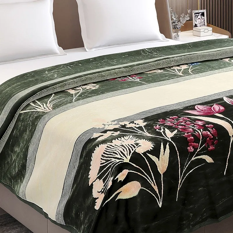 Monte Carlo Garden Blooms Throw Blanket - 553 GSM media 3