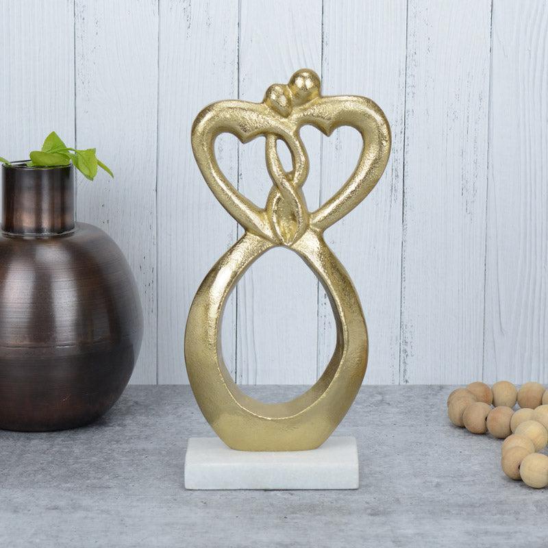 Couple Loop Showpiece