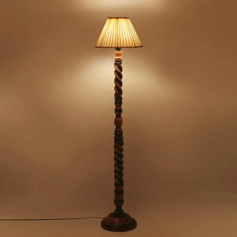Grand Nova Floor Lamp media 4