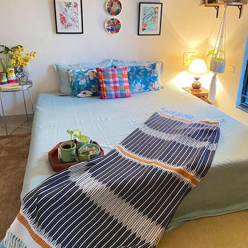 Moonweave Solid Cotton Bedsheet (Pale Blue) - 400 TC media 4
