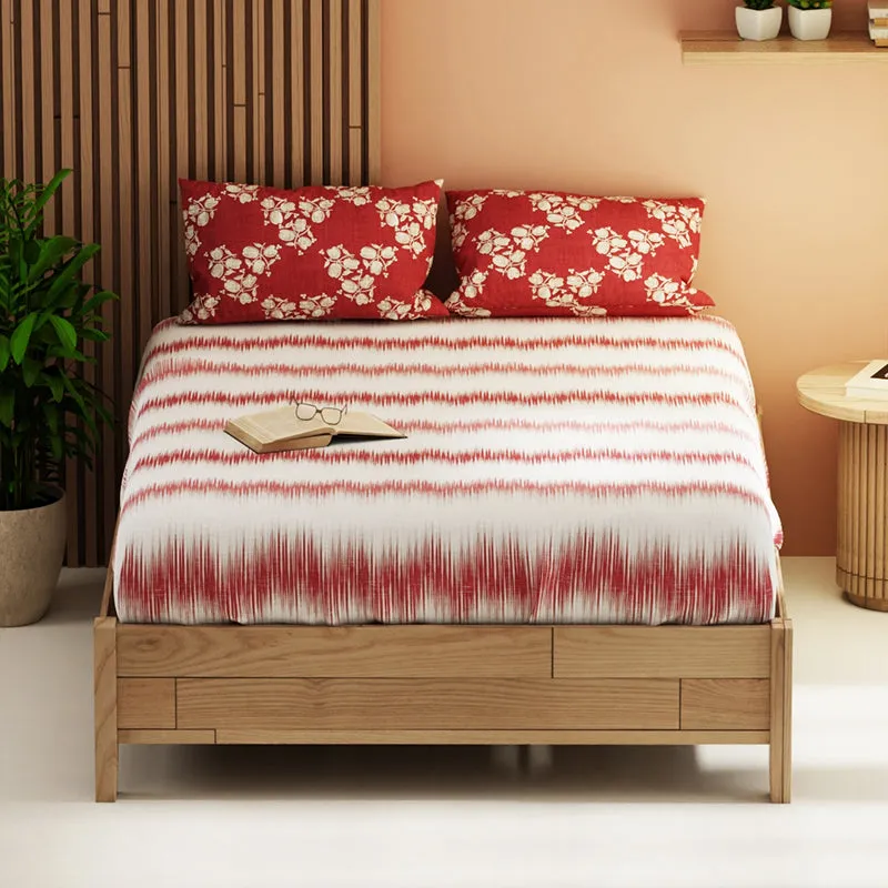 Quincy Abstract Microfiber Bedsheet (Red) - 120 GSM media 3