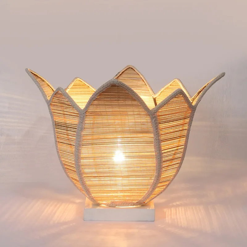 Weavix Bamboo Petal Edge Table Lamp - Beige media 4