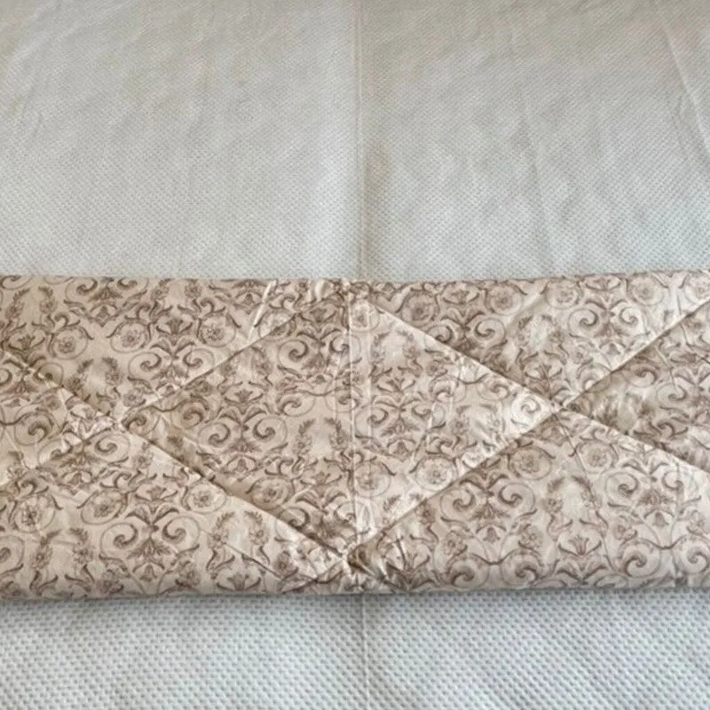 Old Garden Comforters - 300 GSM media 6