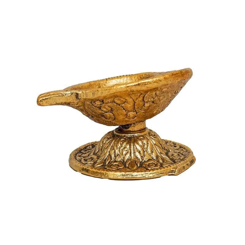 Betel Leaf Brass Diya media 6