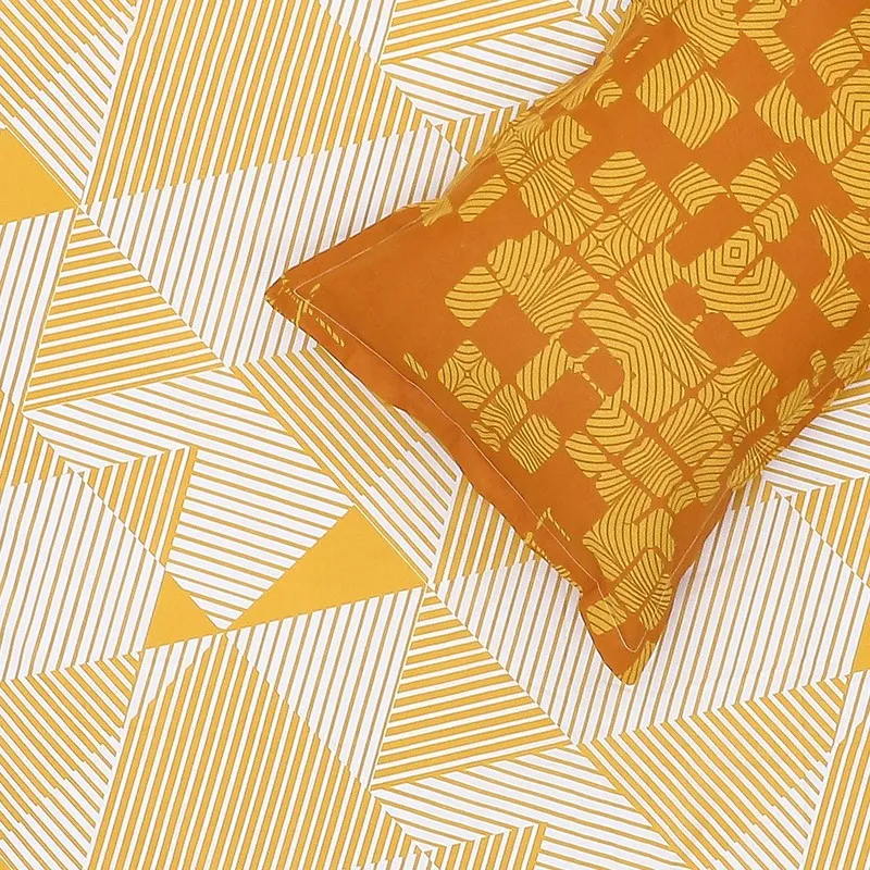 Monte Carlo Striped Triangle Cotton Bedsheet - 104 TC media 6