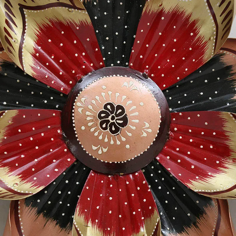 Starburst II Iron Wall Accent media 5