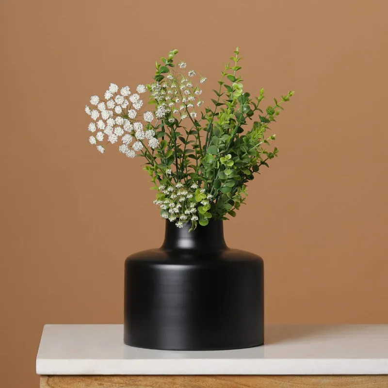 Kyoto Bloom Vase - Black media 1
