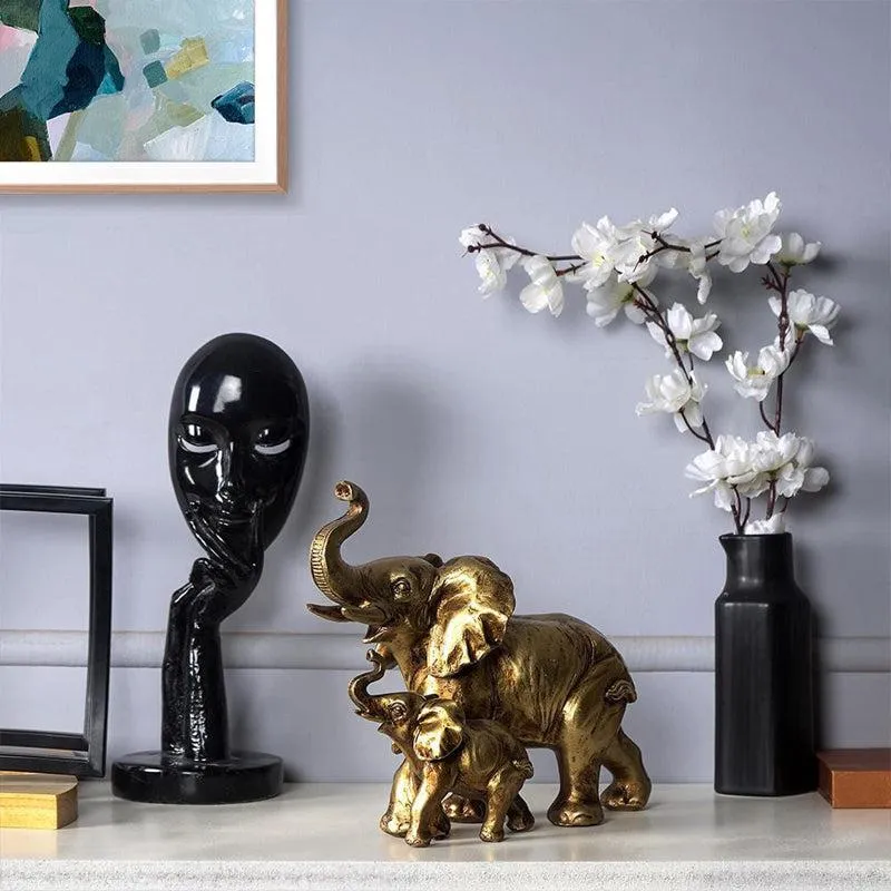 Gentle Giants Painted Resin Showpiece media 3