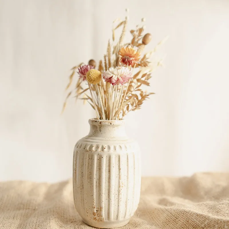 Sunhusk Nova Porcelain Vase With Dried Flower media 3