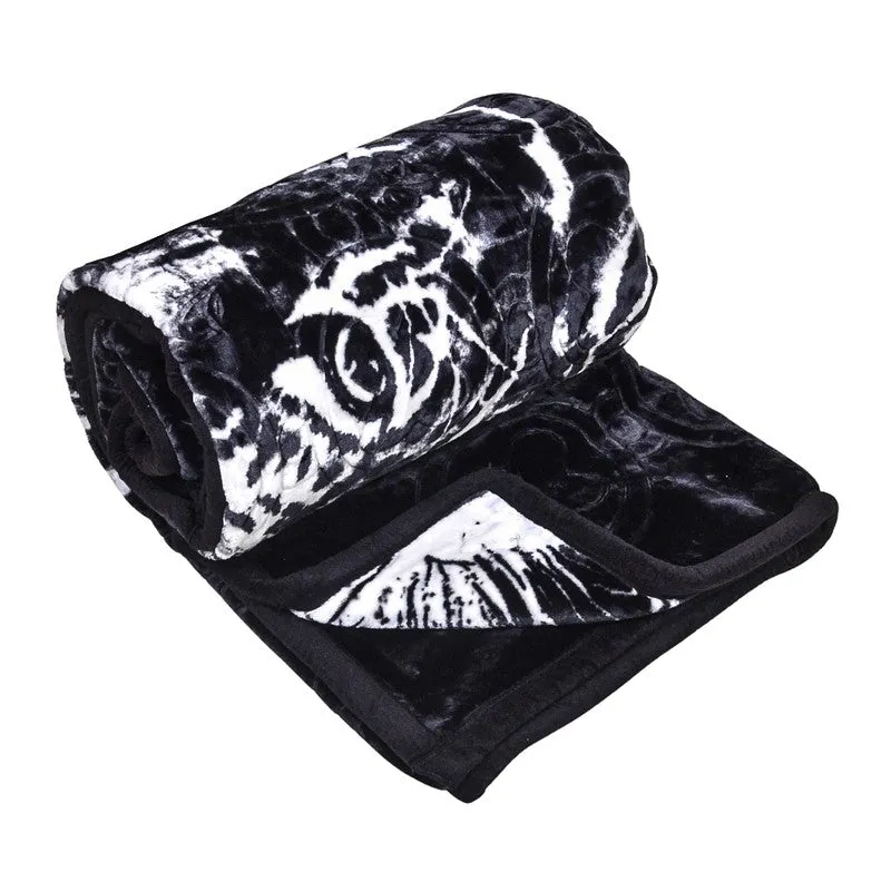 Obsidian Roar Blanket - 1300 GSM media 7