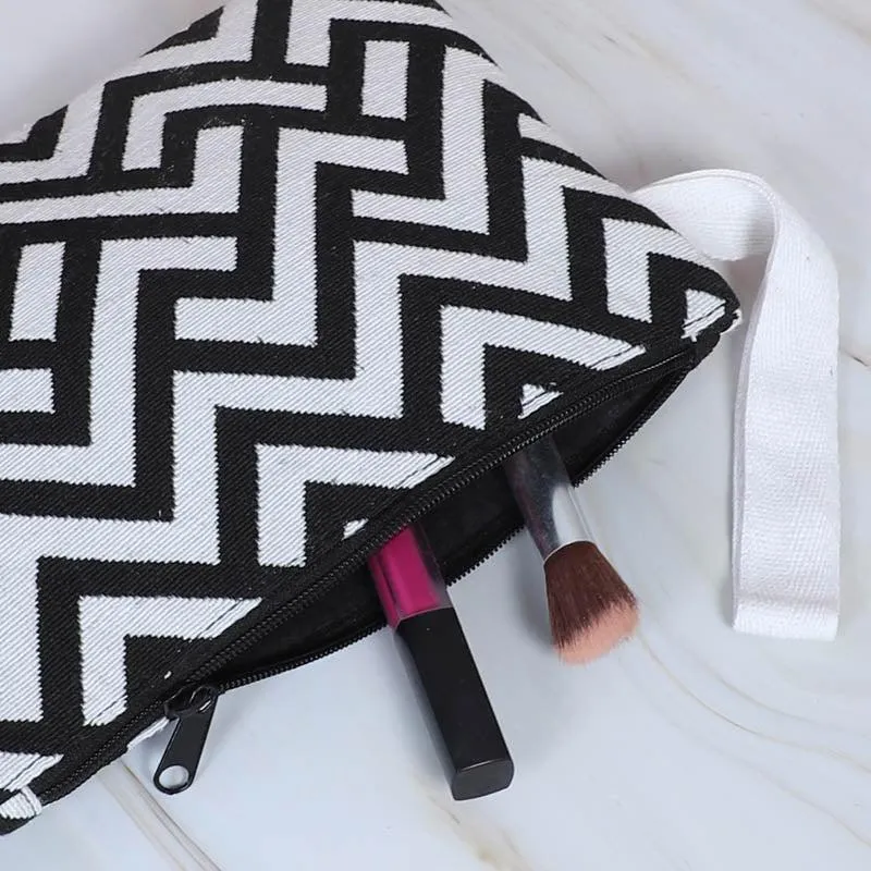 Levra Chevron Cotton Pouch media 6