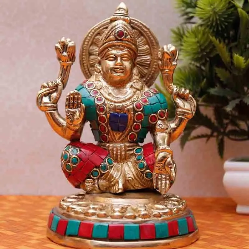 Lucky Lakshmi Idol media 1