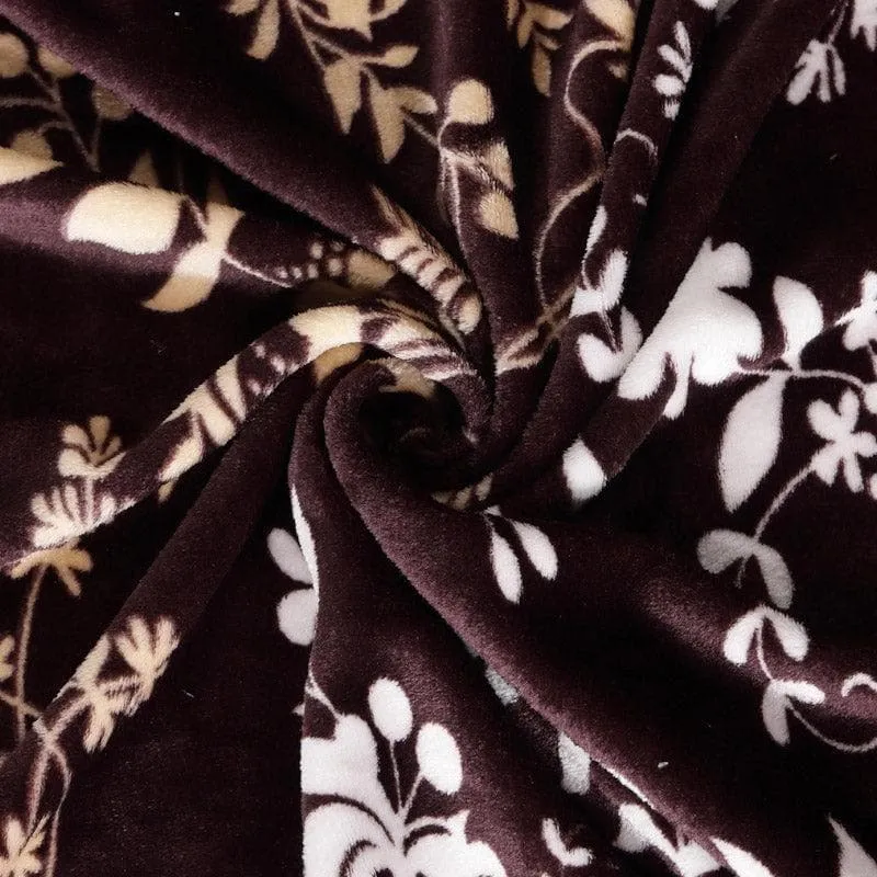 Floral Mirage Warm PolyCotton Bedsheet - 150 GSM media 6
