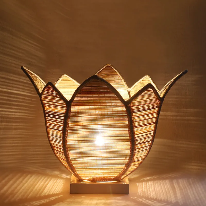 Weavix Bamboo Petal Edge Table Lamp - Beige media 5