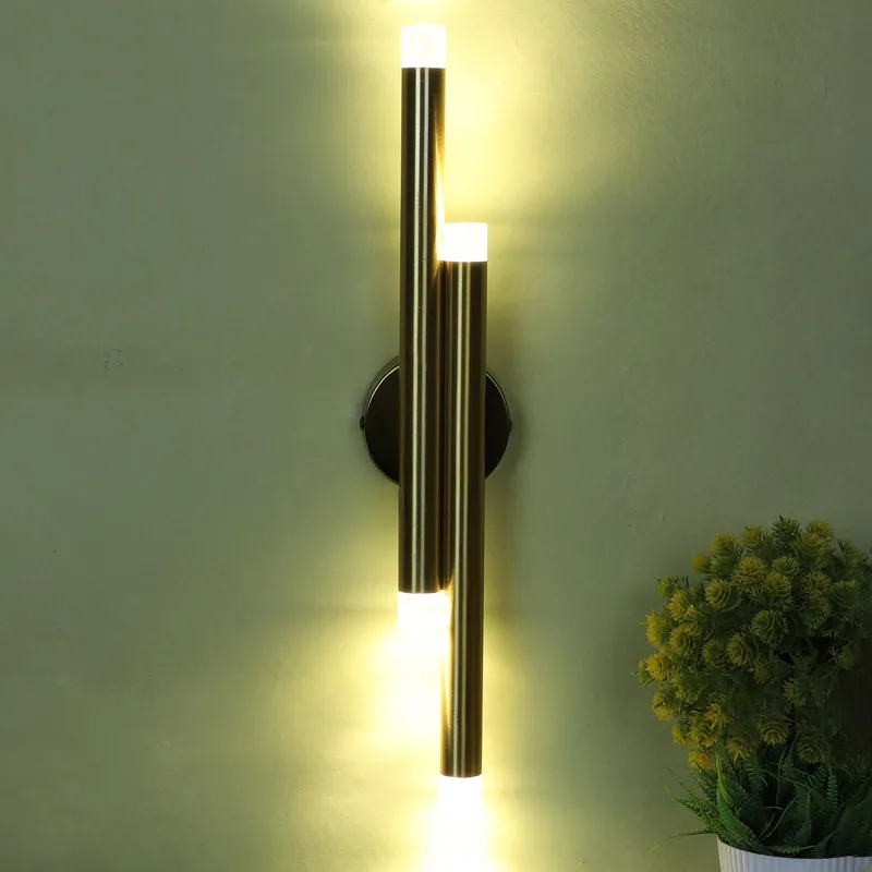 Pelid Iron Wall Lamp media 4