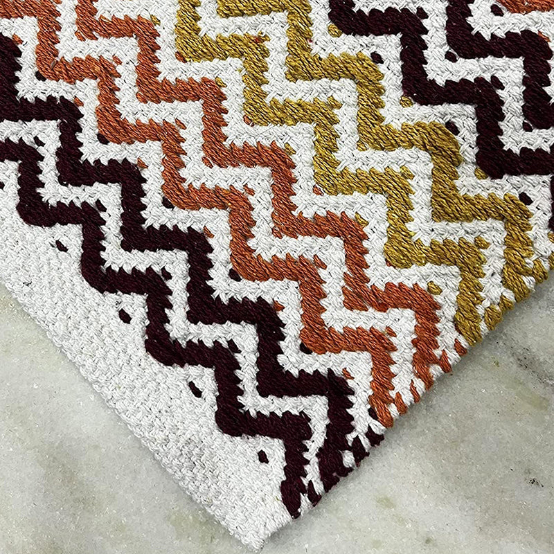 Metro Peaks Chevron Cotton Table Runner media 5