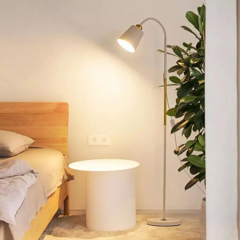 Illumicurve Floor Lamp - White media 1