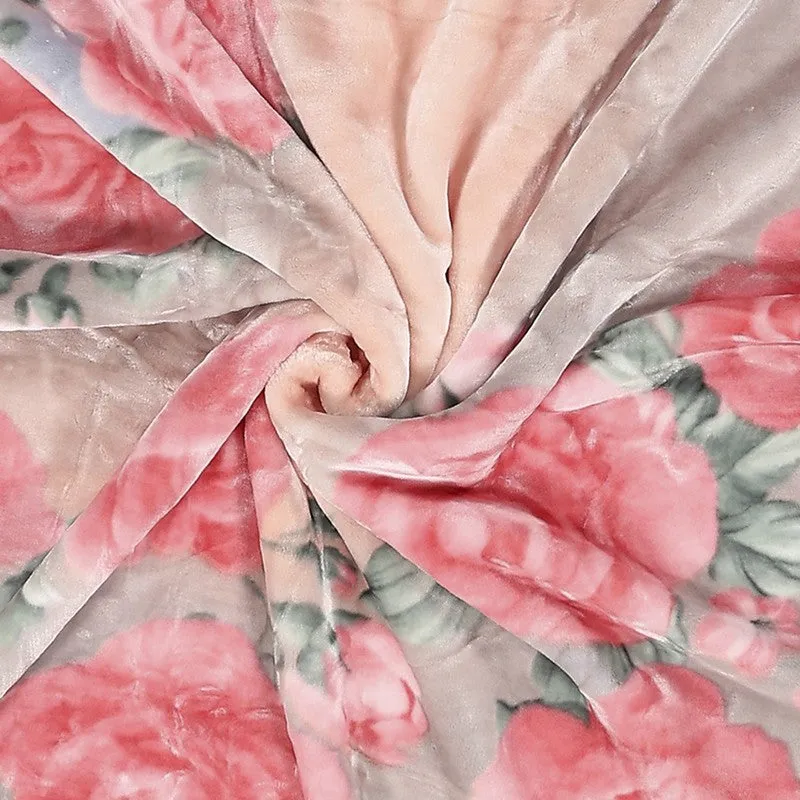 Monte Carlo Petal Dreamscape Blanket (Peach) - 895 GSM media 6