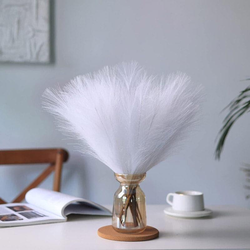Faux Comet Pampas Grass (White) - Set Of Four media 4