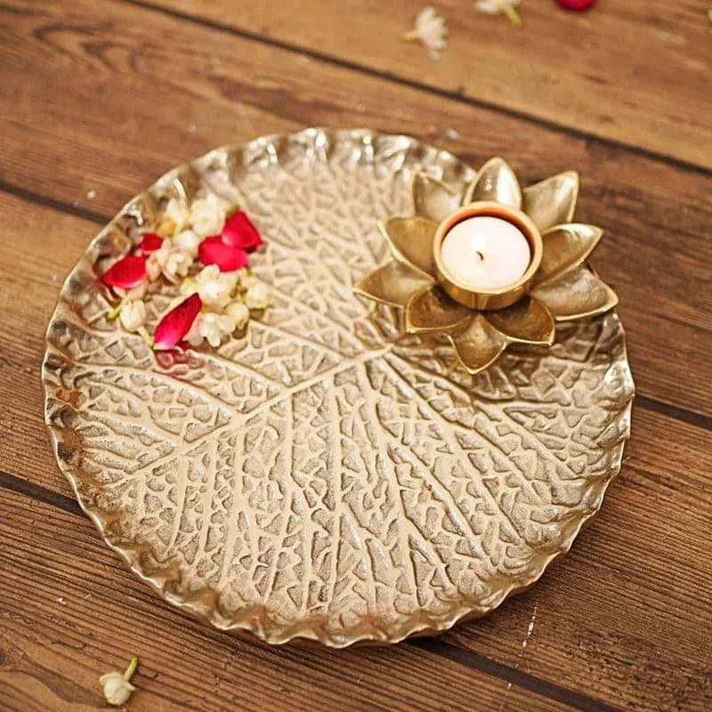 Leafery Metal Accent Tray media 3
