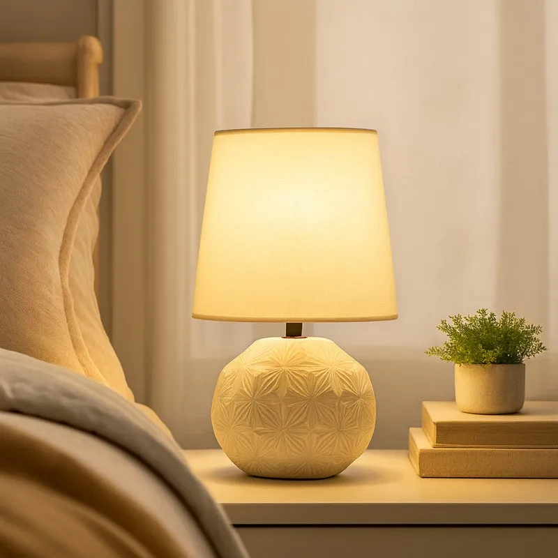 Pearl Light Metal Table Lamp - White media 1
