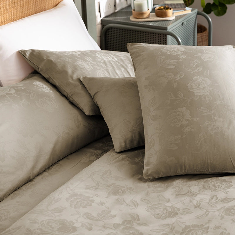 Blooming Rose Fitted Jacquard Cotton Bedsheet (Beige) - 300 TC media 8