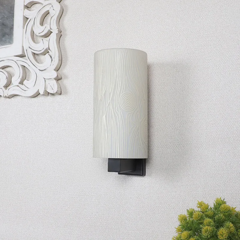 Petra Iron Wall Lamp media 3