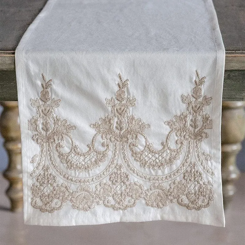 Roshanara Cotton Table Runner - Beige media 4