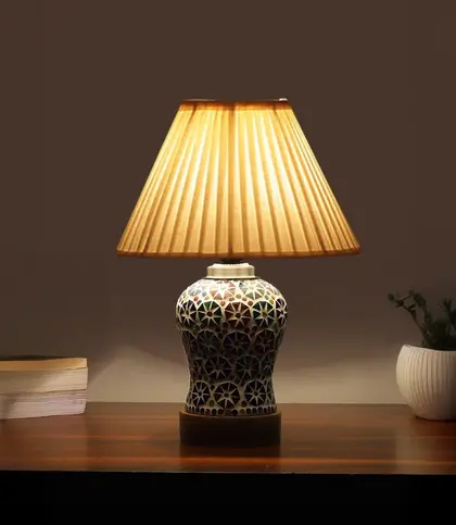 Glass · Wood · Cotton
