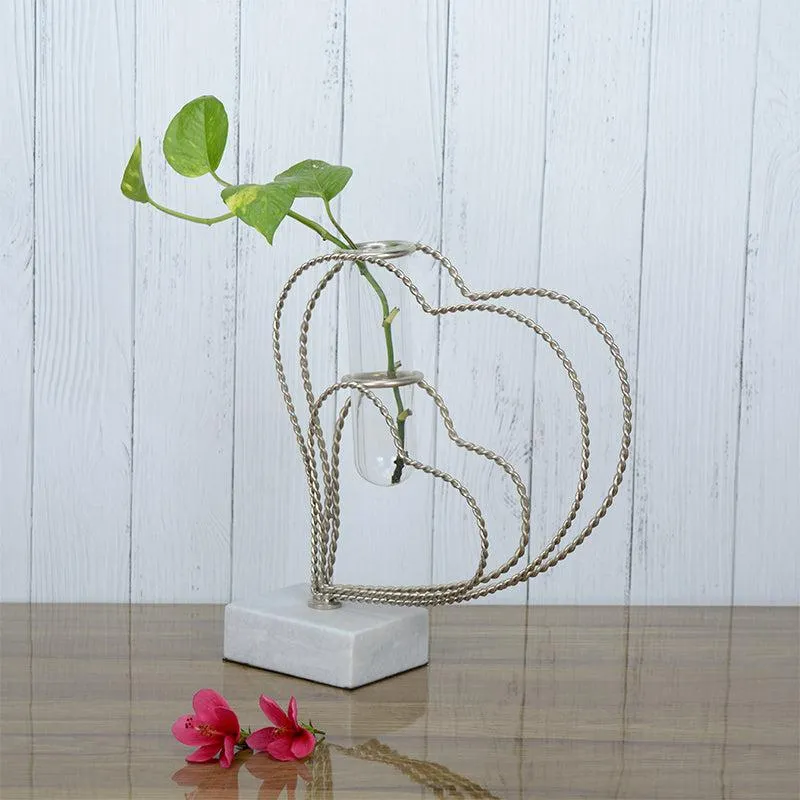 Crossed Hearts Planter - Silver media 1
